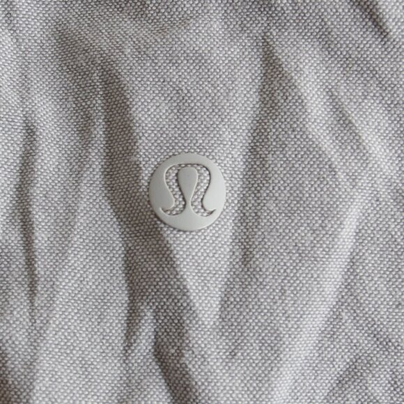 Lululemon Commission Long Sleeve Shirt Pocket Buttondown Gray Qwick Oxford - Picture 10 of 13